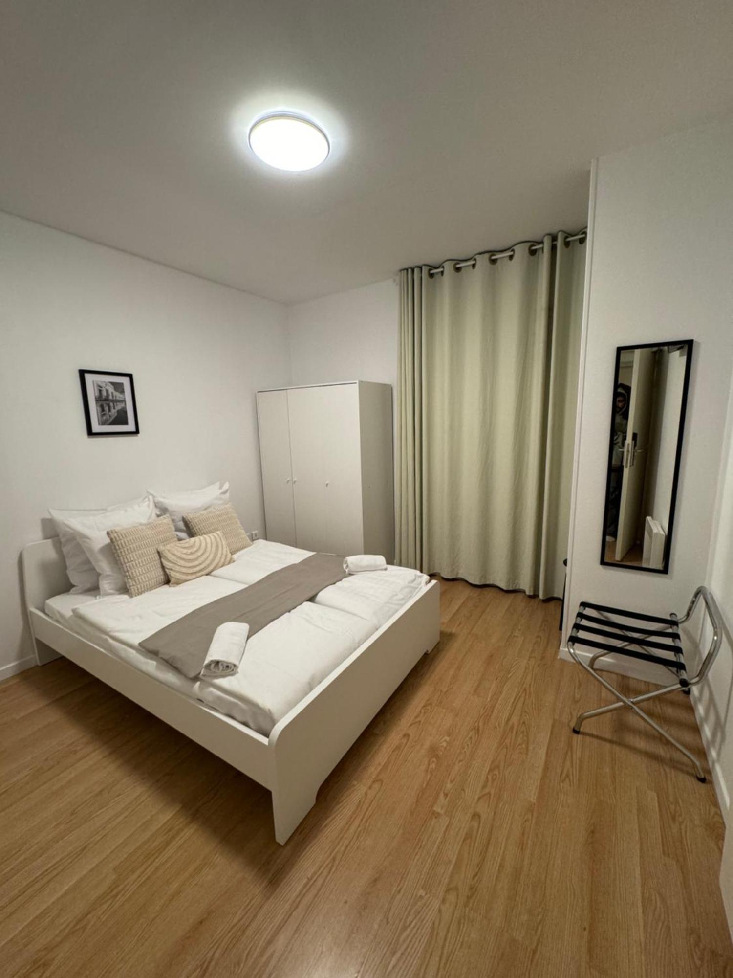 Etoiles De Mantes Hotel Екстериор снимка