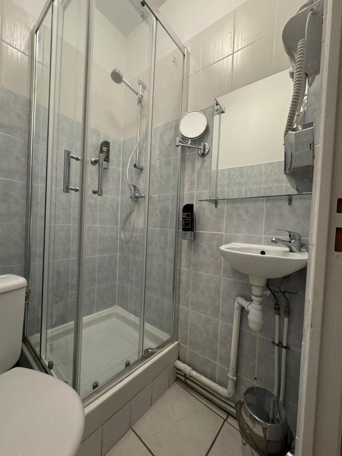 Etoiles De Mantes Hotel Екстериор снимка