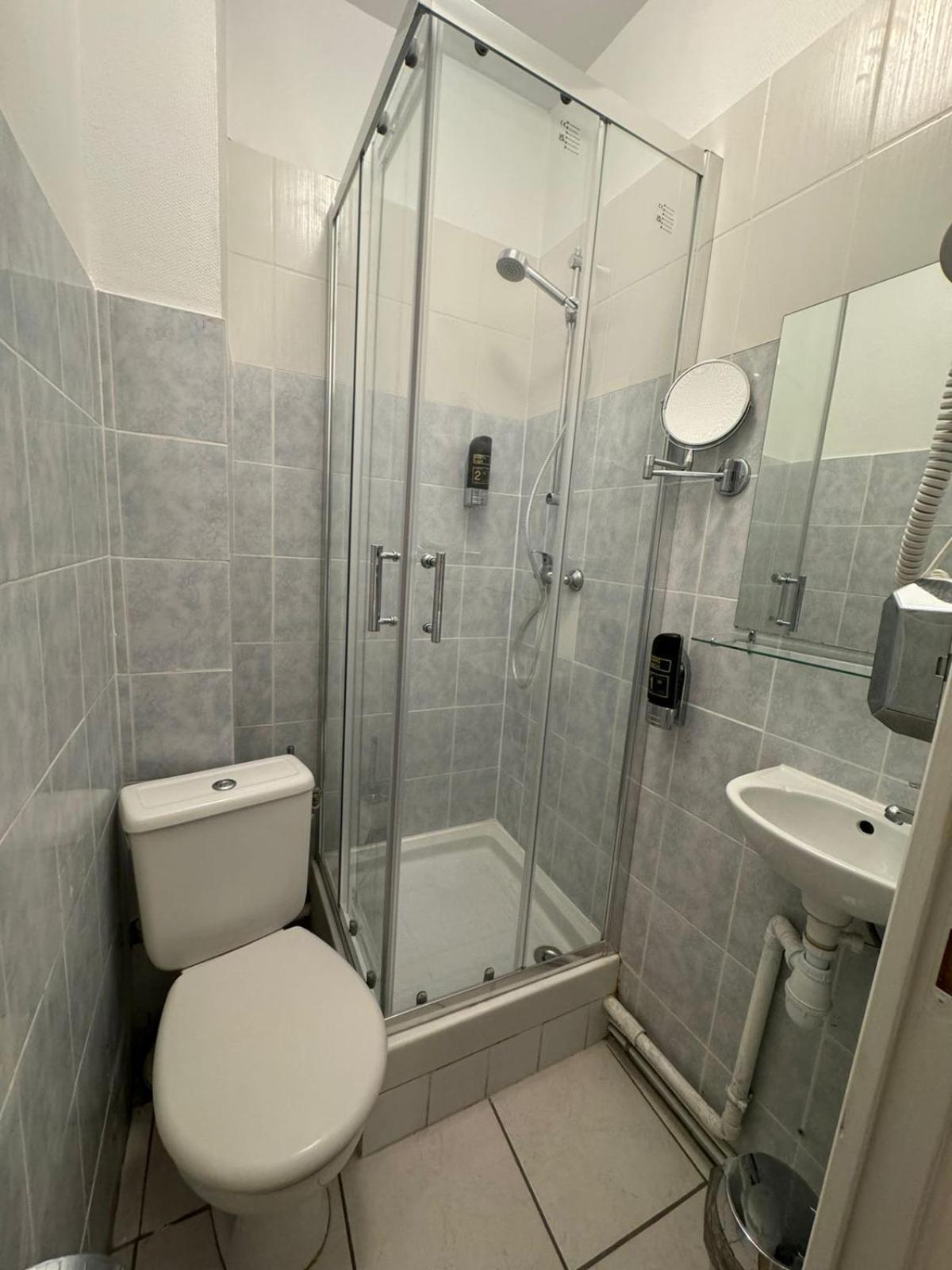 Etoiles De Mantes Hotel Екстериор снимка
